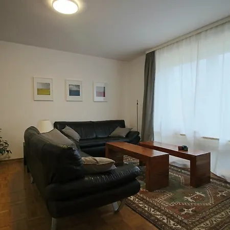 Semesterbostad City-apartment - Schwalbengasse *
